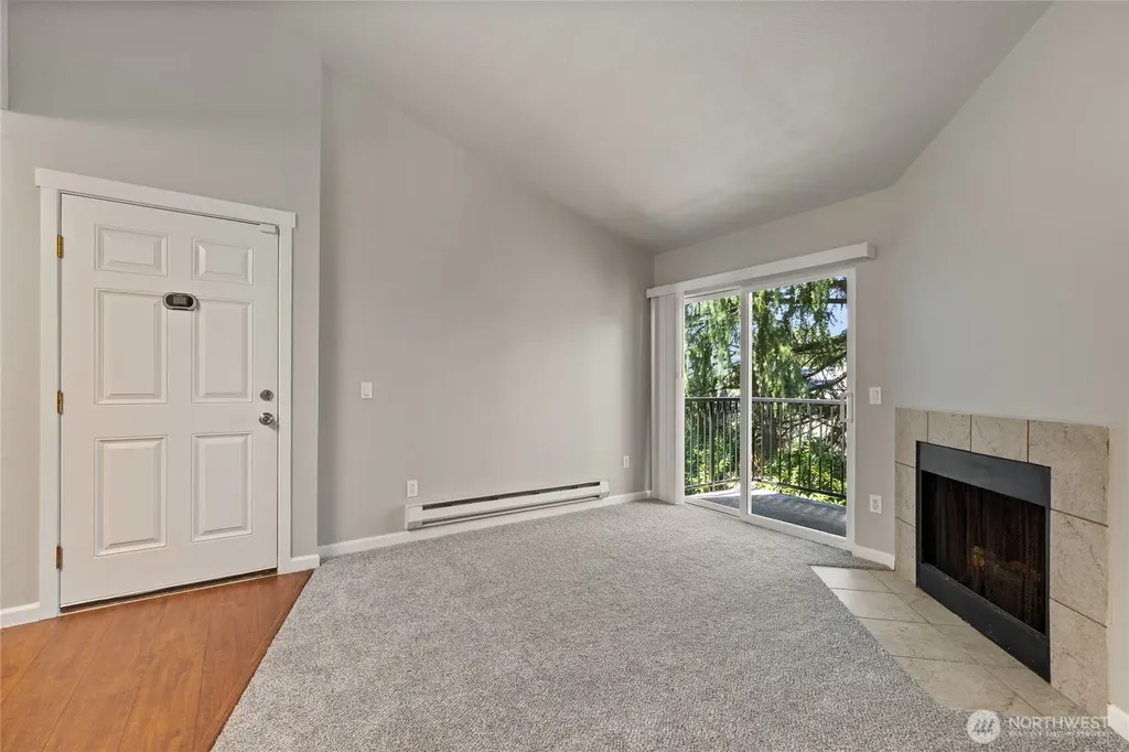 2605 S 272nd Street Kent WA 98032