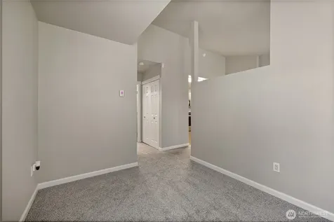 2605 S 272nd Street Kent WA 98032