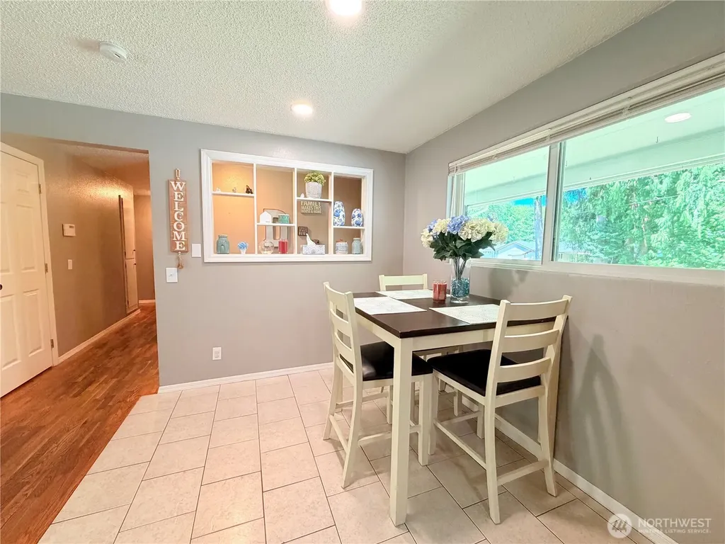 103 Garden Hill Road W Elma WA 98541