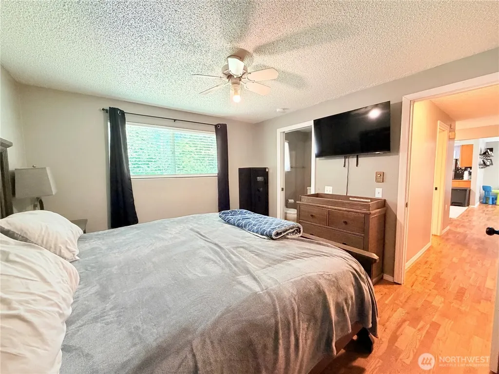 103 Garden Hill Road W Elma WA 98541