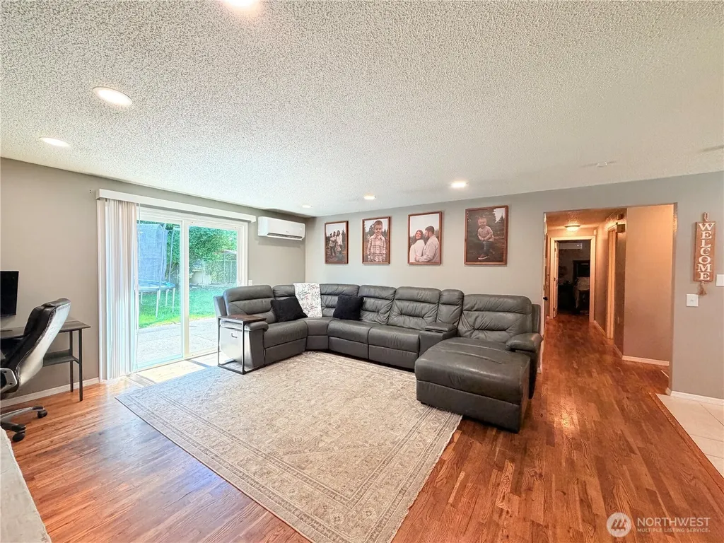 103 Garden Hill Road W Elma WA 98541