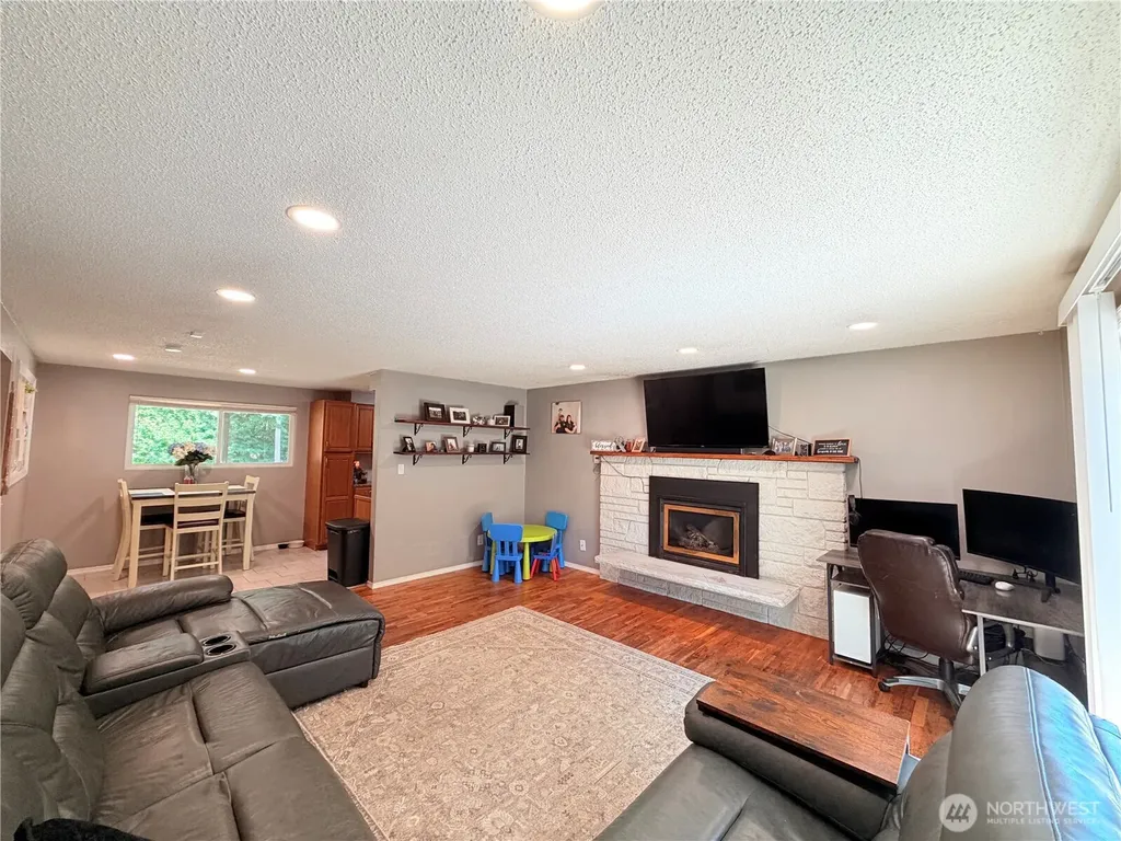 103 Garden Hill Road W Elma WA 98541