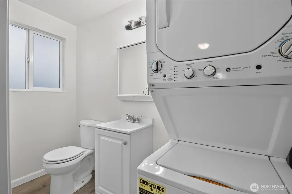 8526 8th Avenue W Everett WA 98204