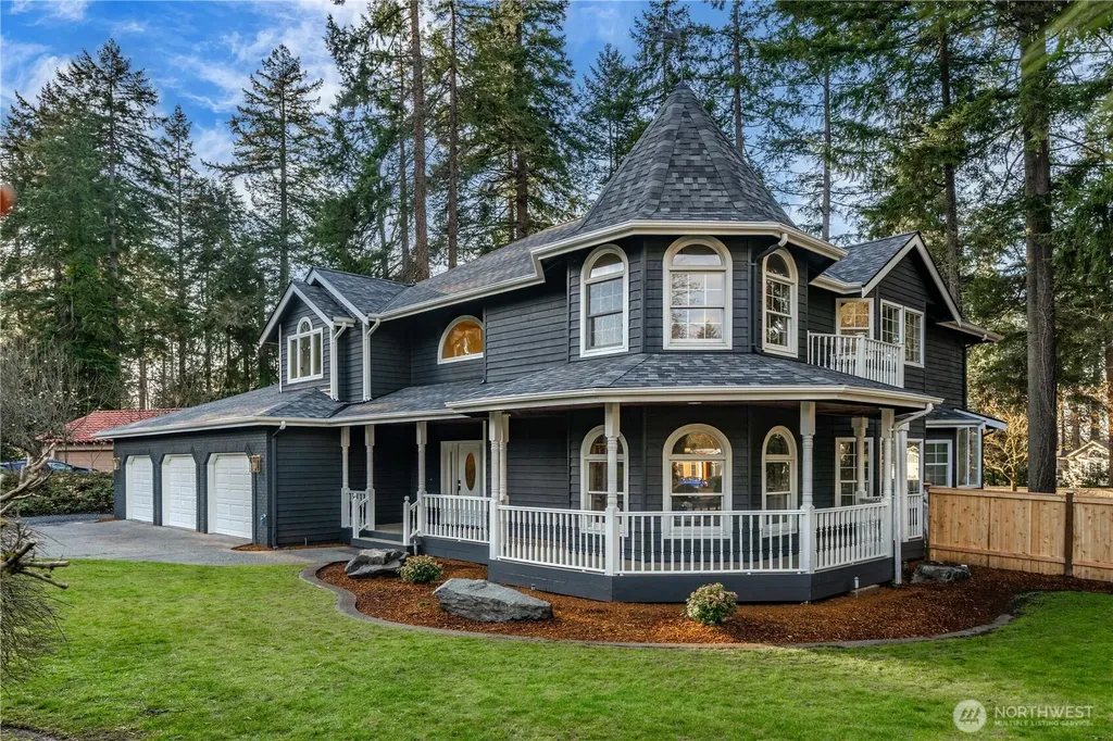 11215 Madera Circle SW Lakewood WA 98499