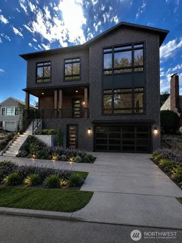 2545 36th Avenue W Seattle WA 98199
