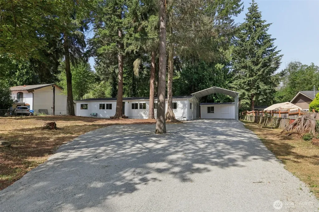 12312 58th Avenue E Puyallup WA 98373