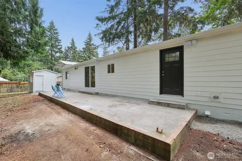 12312 58th Avenue E Puyallup WA 98373
