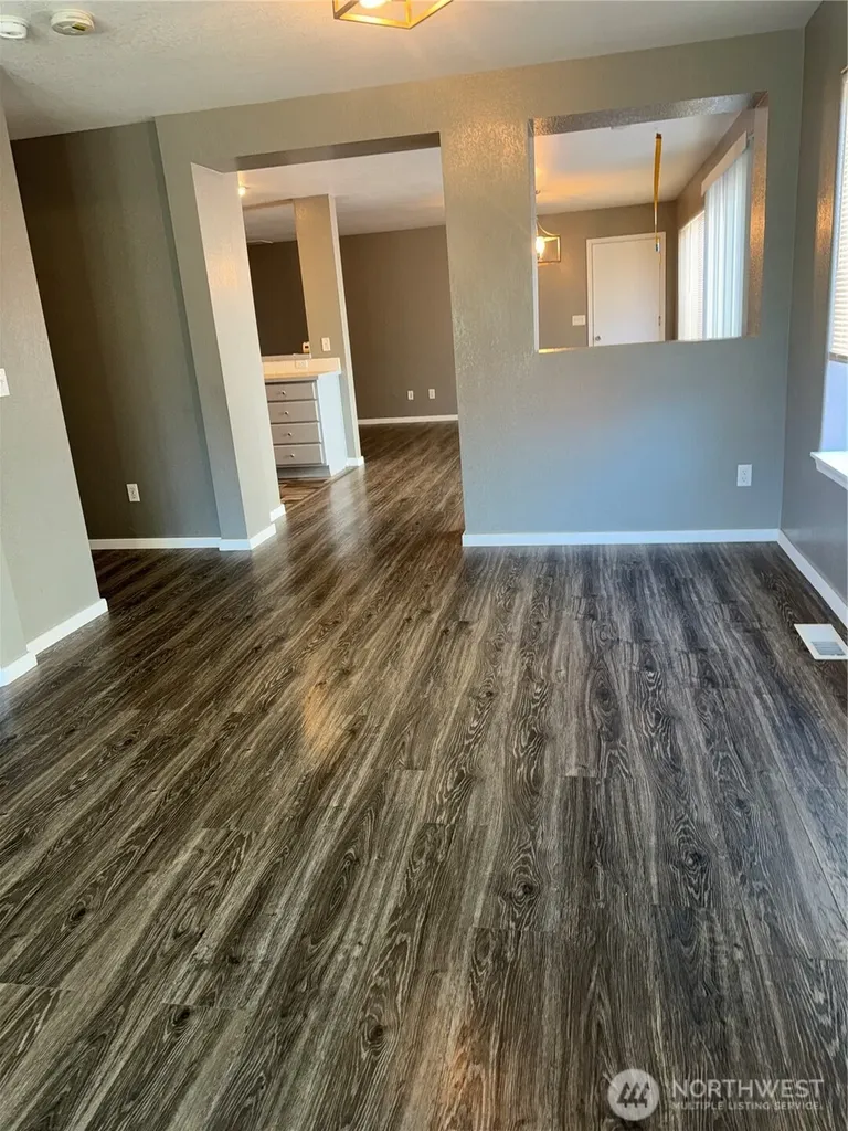 1626 Sundrop Lane SE Tumwater WA 98501