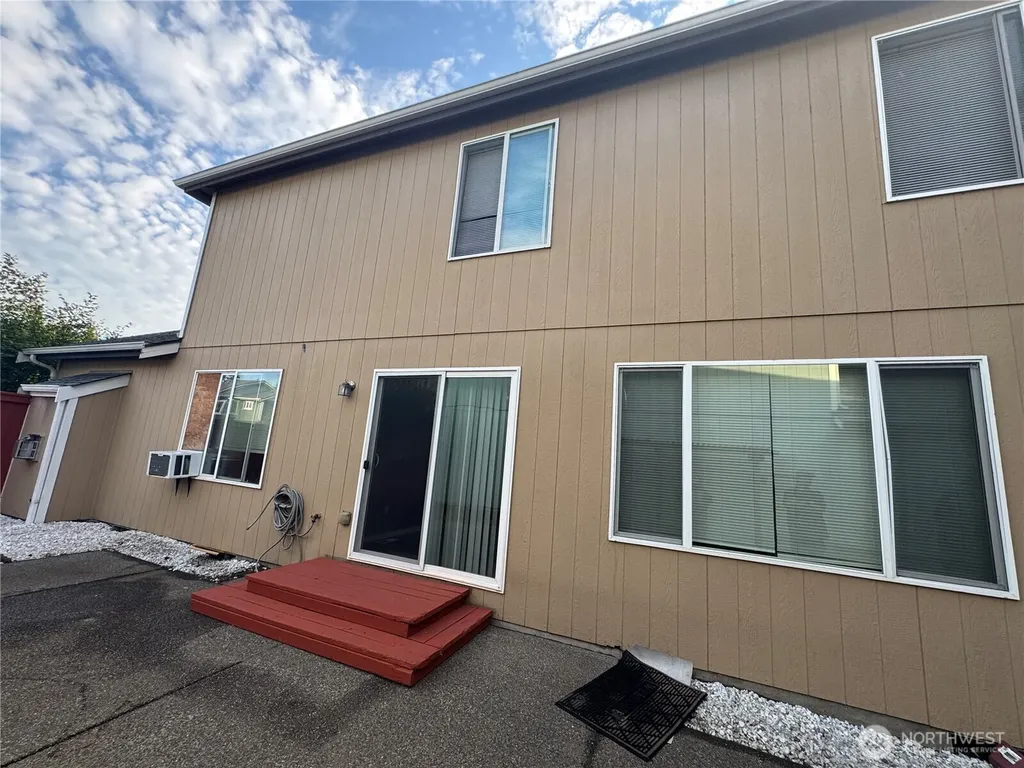 1626 Sundrop Lane SE Tumwater WA 98501