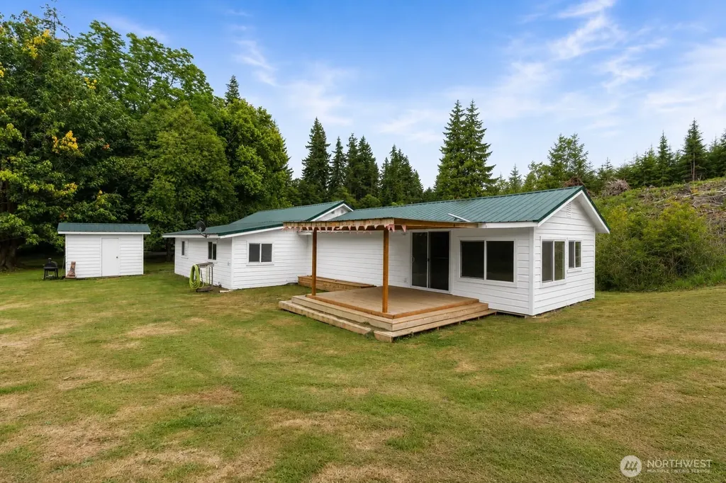 1929 Us Highway 101 Hoquiam WA 98550