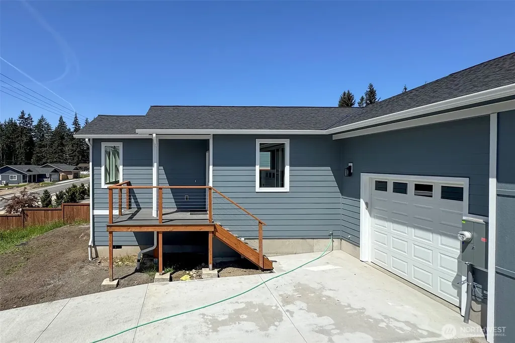 1917 W 10th Street Port Angeles WA 98363