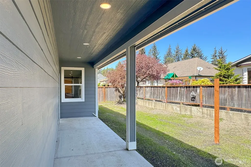 1917 W 10th Street Port Angeles WA 98363