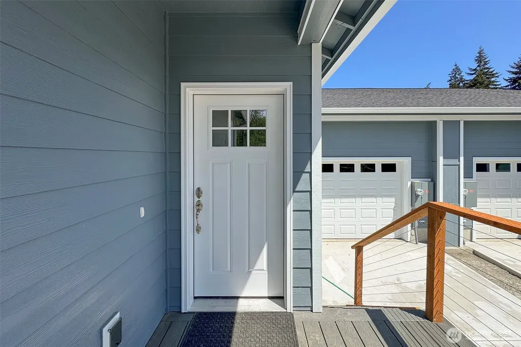 1917 W 10th Street Port Angeles WA 98363