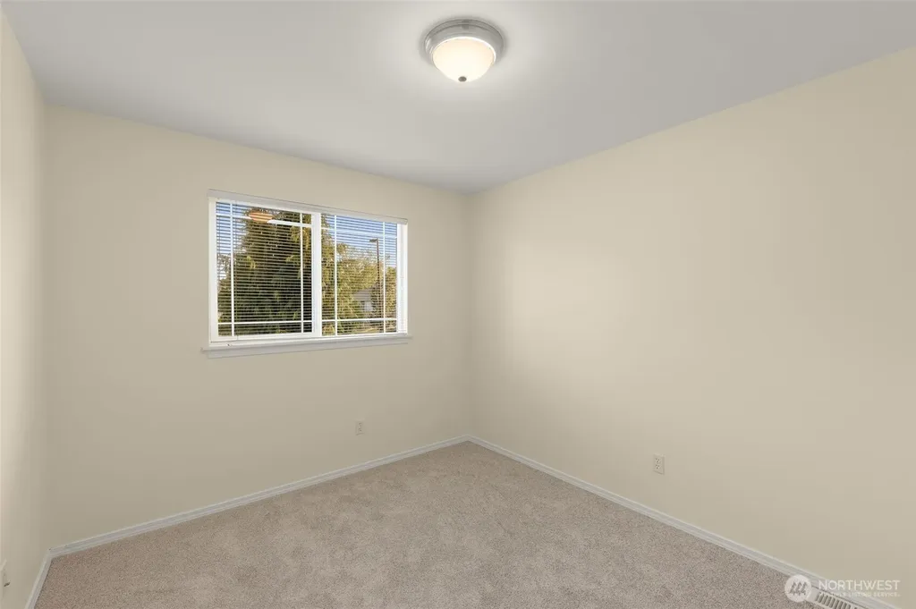 2515 141st Place SW Lynnwood WA 98087