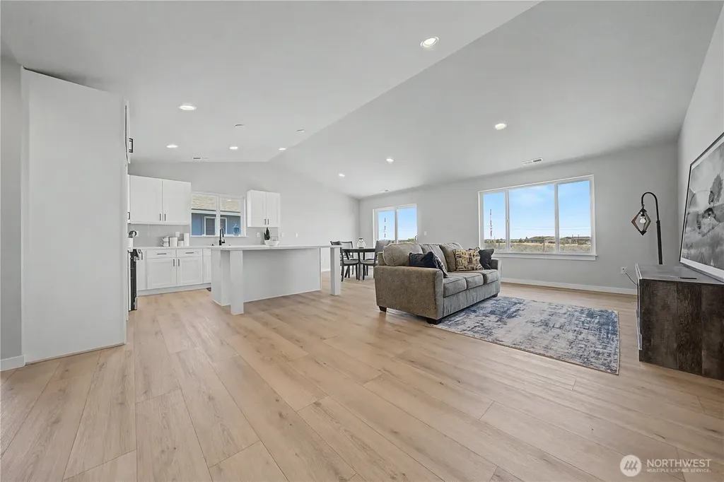 238 Parkside Place Ephrata WA 98823