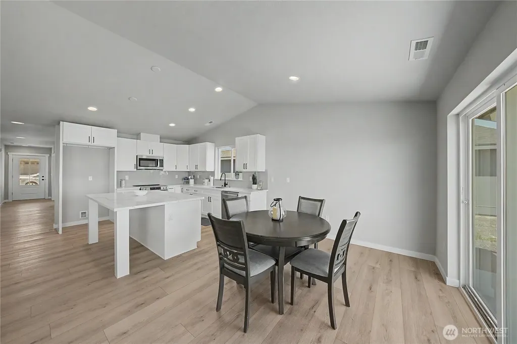 238 Parkside Place Ephrata WA 98823