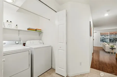 21327 76th Avenue W Edmonds WA 98026
