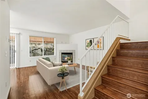 21327 76th Avenue W Edmonds WA 98026