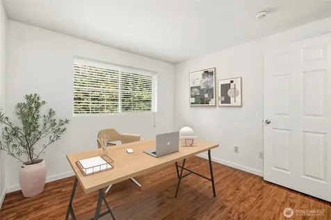 21327 76th Avenue W Edmonds WA 98026