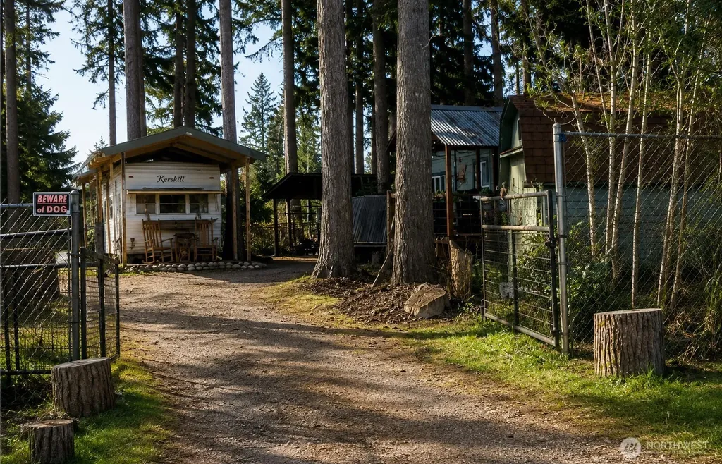 6277 Spruce Court Maple Falls WA 98266