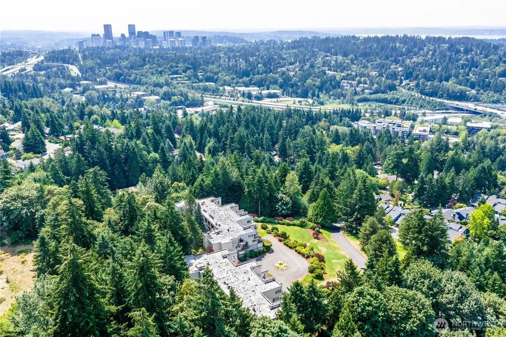 11122 NE 41st Drive Kirkland WA 98033