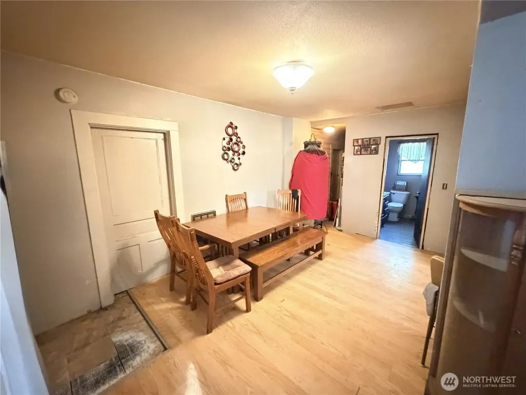 361 SW Warren Street Castle Rock WA 98611