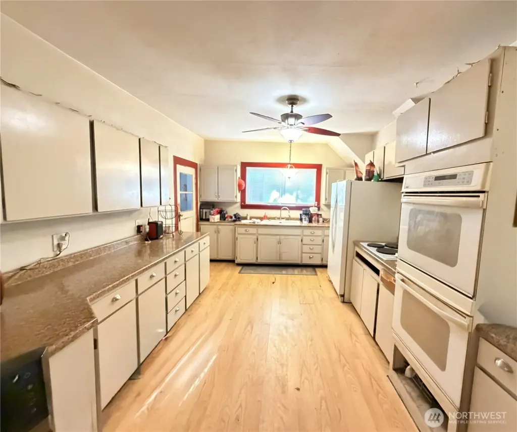 361 SW Warren Street Castle Rock WA 98611