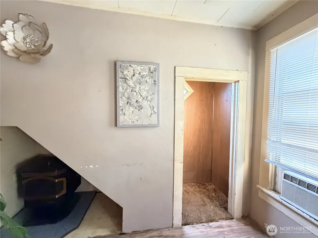 361 SW Warren Street Castle Rock WA 98611