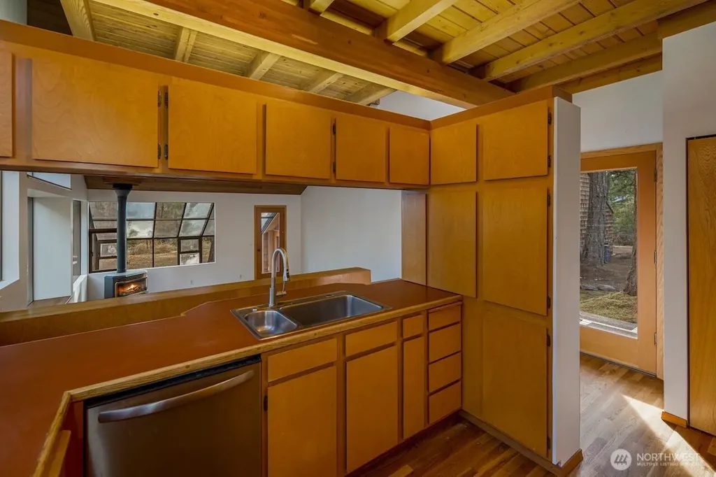 28 Channel Heights Way Friday Harbor WA 98250