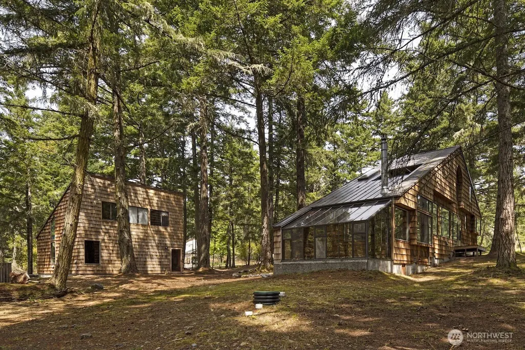 28 Channel Heights Way Friday Harbor WA 98250