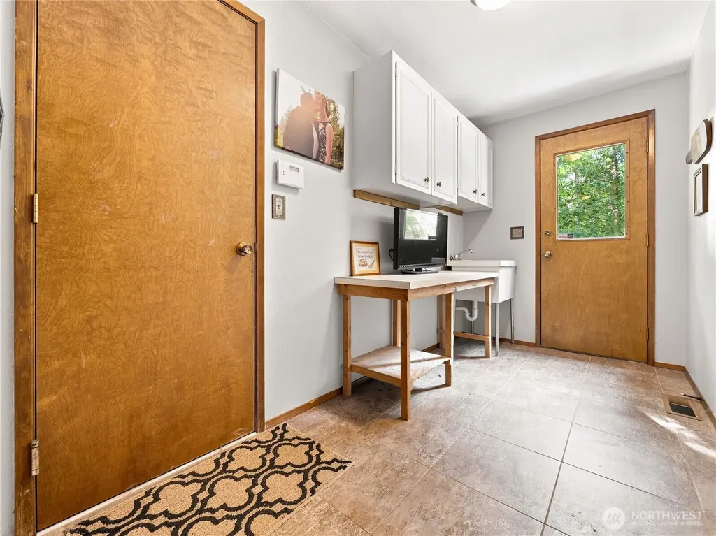 19514 SE 277th Street Kent WA 98042