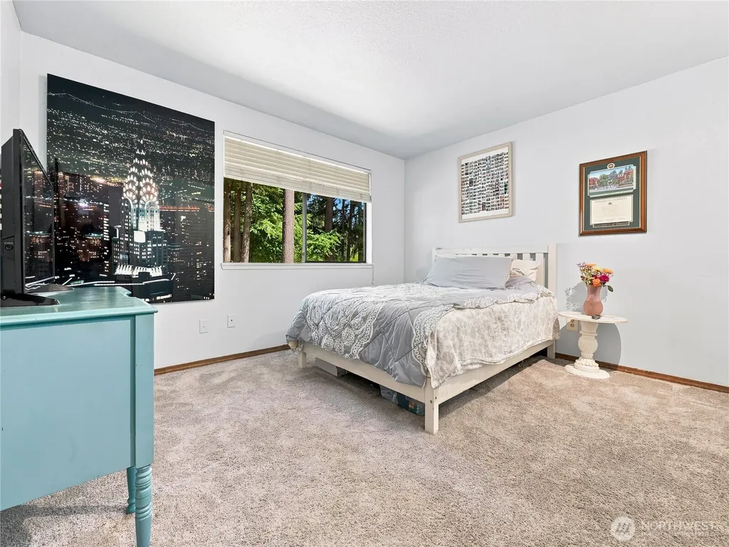 19514 SE 277th Street Kent WA 98042