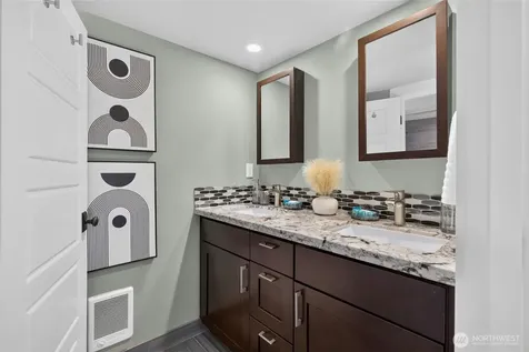409 NE 60th Street Seattle WA 98115