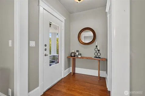 409 NE 60th Street Seattle WA 98115