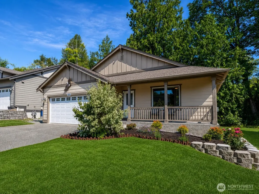 1551 E Gateway Heights Loop Sedro Woolley WA 98284
