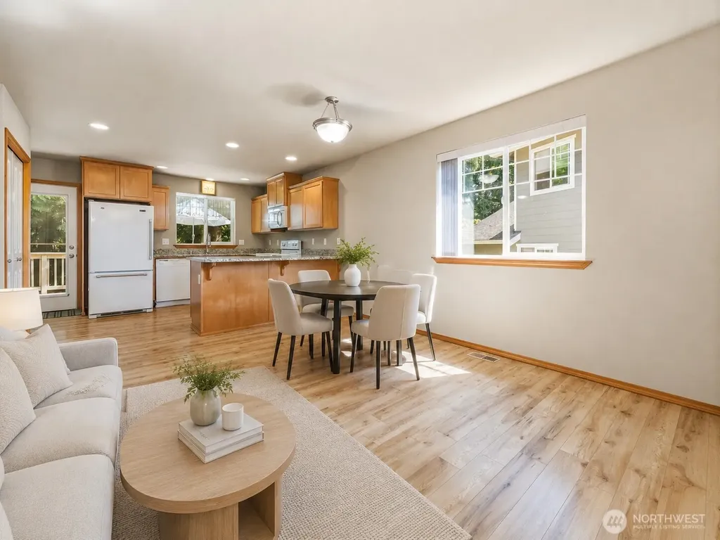 1551 E Gateway Heights Loop Sedro Woolley WA 98284