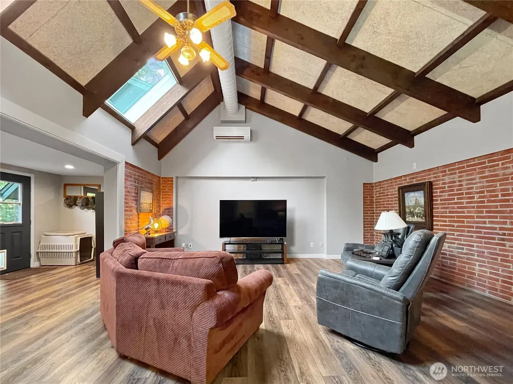 2357 Cascade Way Longview WA 98632