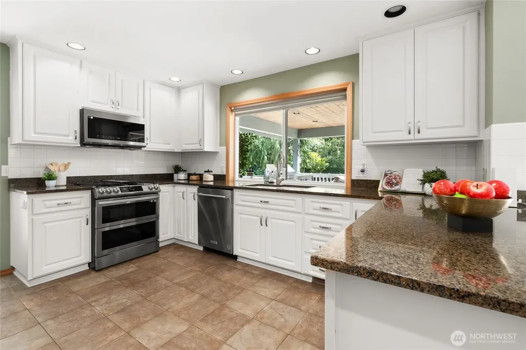 32879 NE 40th Circle Carnation WA 98014