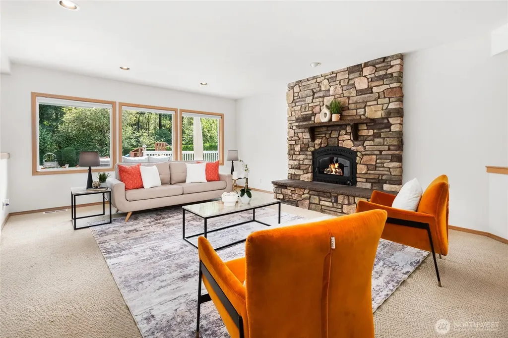32879 NE 40th Circle Carnation WA 98014
