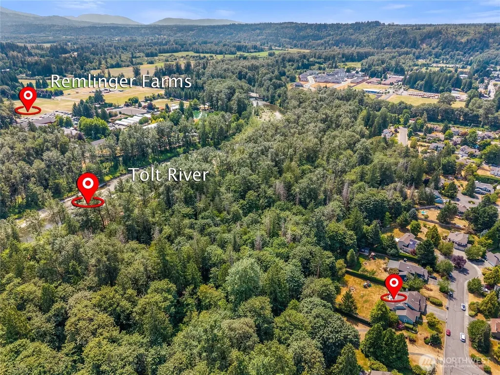 32879 NE 40th Circle Carnation WA 98014