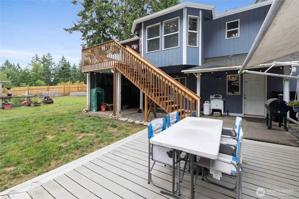 33911 50th Avenue E Eatonville WA 98328