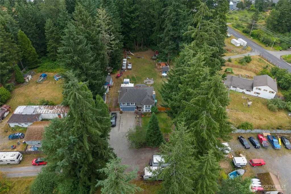 33911 50th Avenue E Eatonville WA 98328