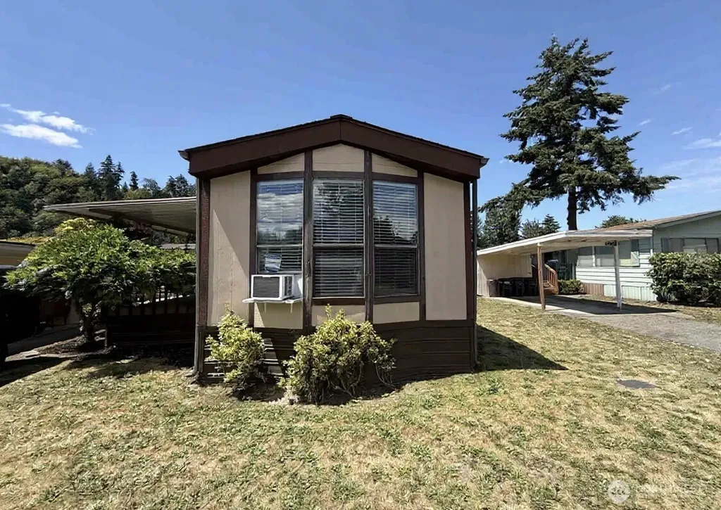 8508 144th Avenue E Puyallup WA 98372