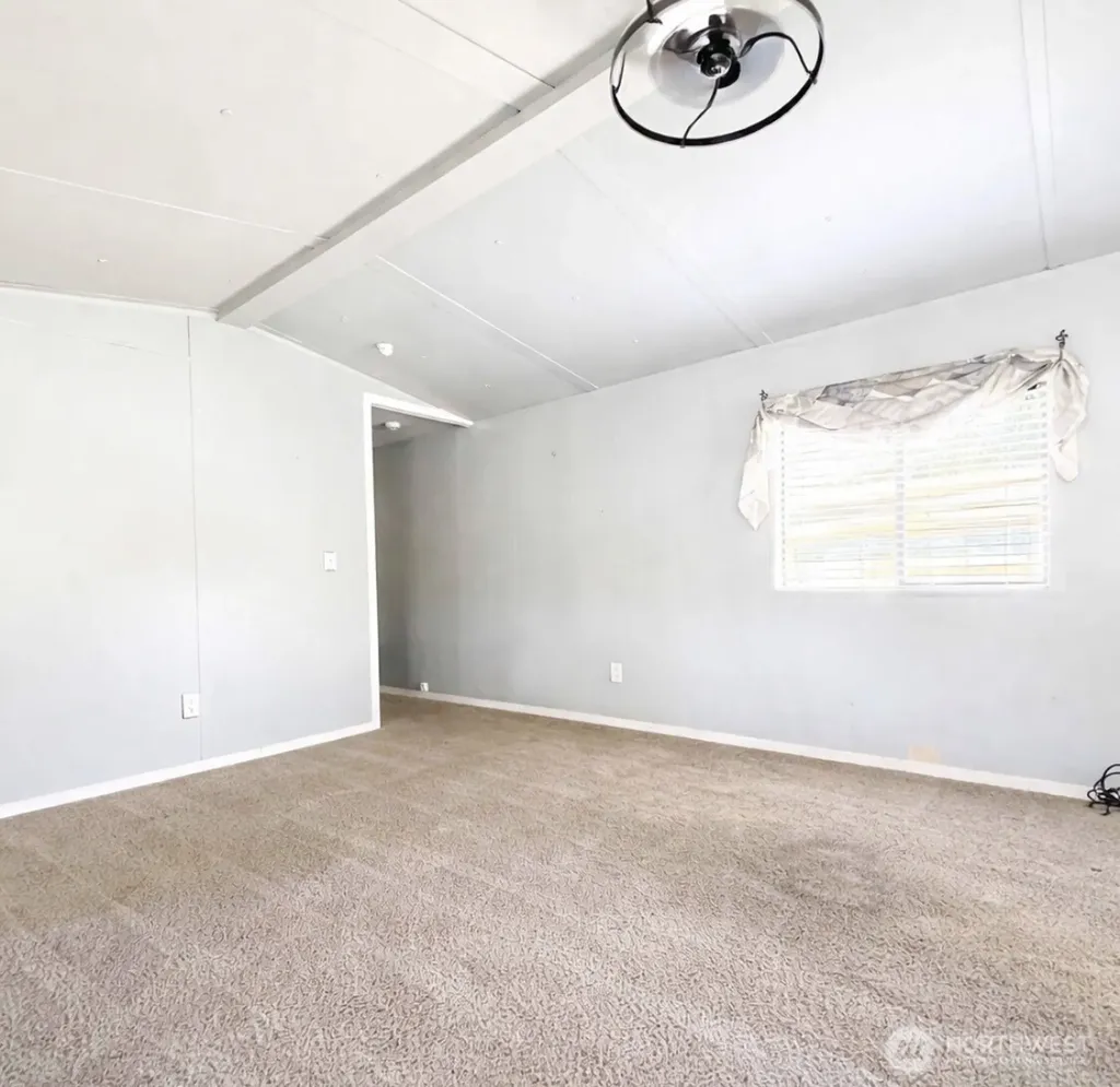 8508 144th Avenue E Puyallup WA 98372