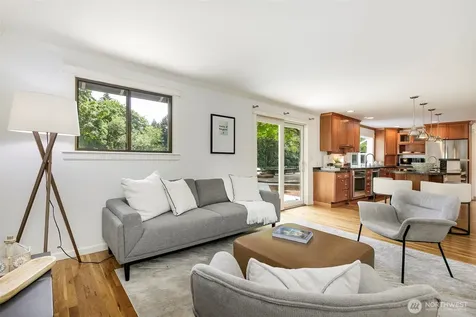 4434 137th Avenue NE Bellevue WA 98005