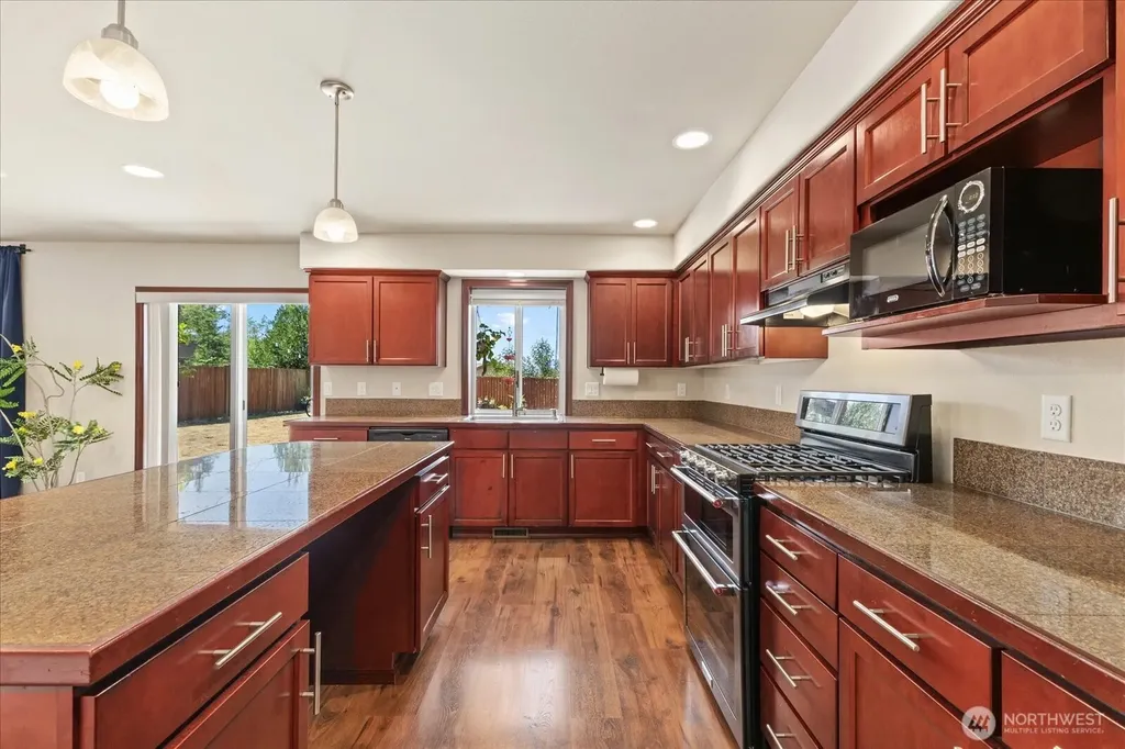 28408 NW 75th Drive Stanwood WA 98292
