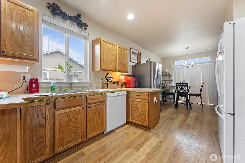 521 N Florida Drive Moses Lake WA 98837