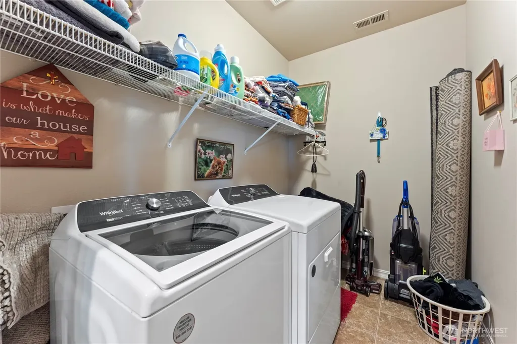 521 N Florida Drive Moses Lake WA 98837
