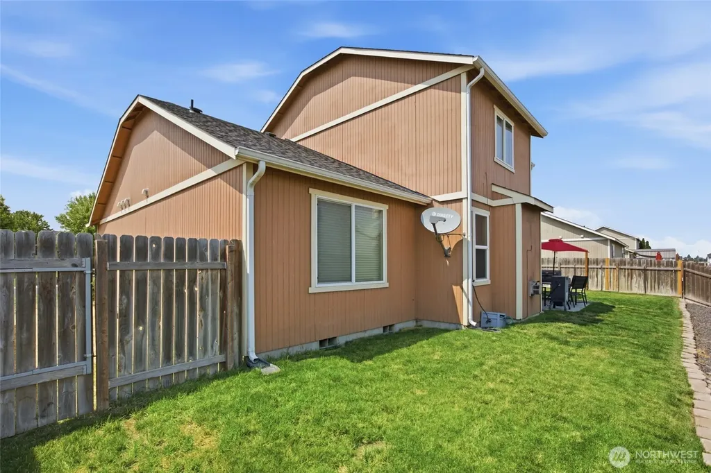 521 N Florida Drive Moses Lake WA 98837