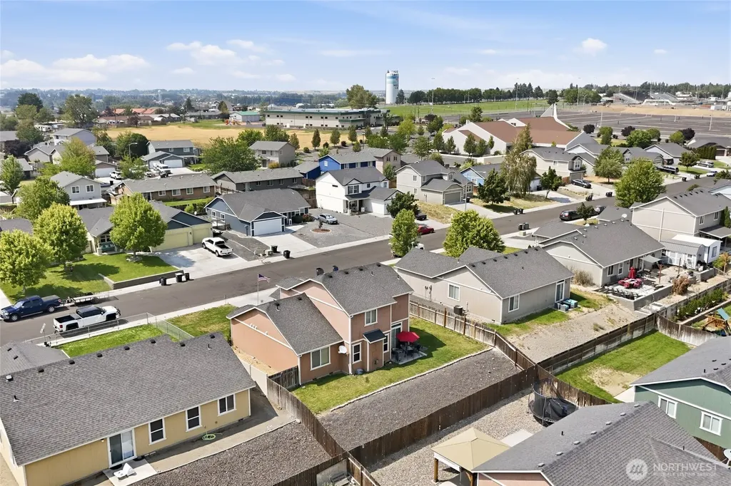 521 N Florida Drive Moses Lake WA 98837